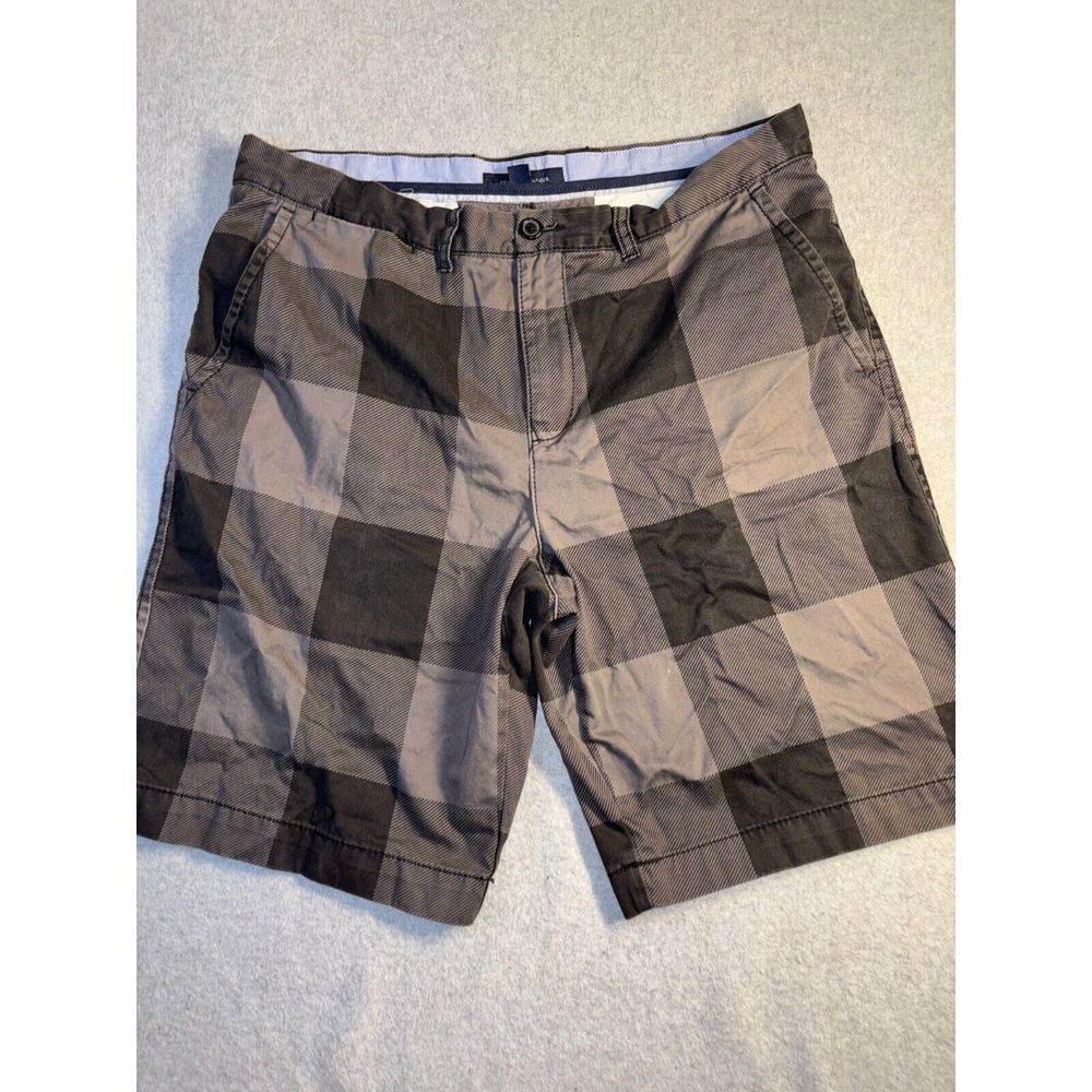 Tommy Hilfiger Chino Shorts Mens 36 Brown Check Pockets Flat Front Mid Rise Logo
